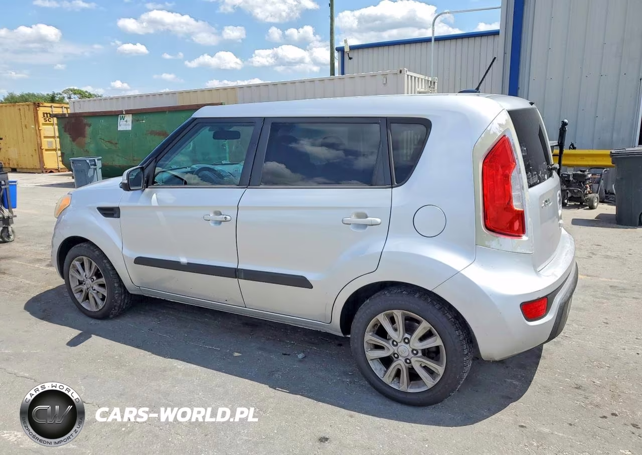 2012 Kia Soul + VIN:KNDJT2A68C7432177 - 2