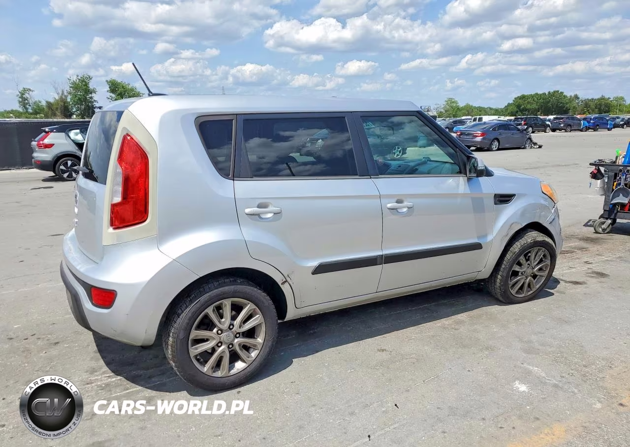 2012 Kia Soul + VIN:KNDJT2A68C7432177 - 3