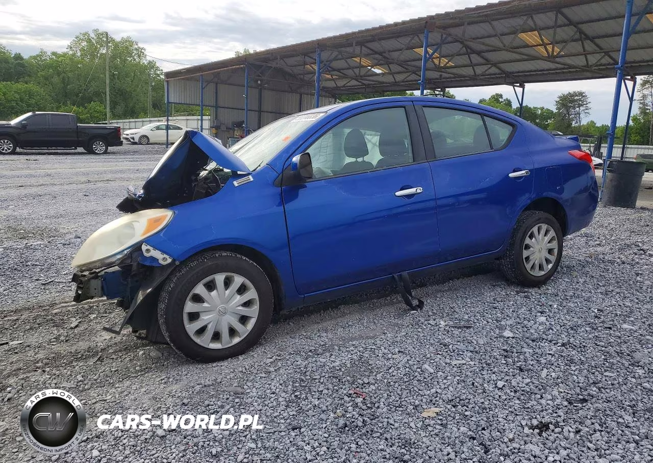 2013 Nissan Versa 1.6 S