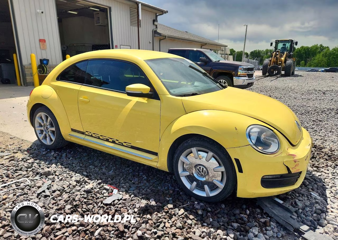 2012 Volkswagen Beetle VIN:3VWJP7AT6CM642383 - 4