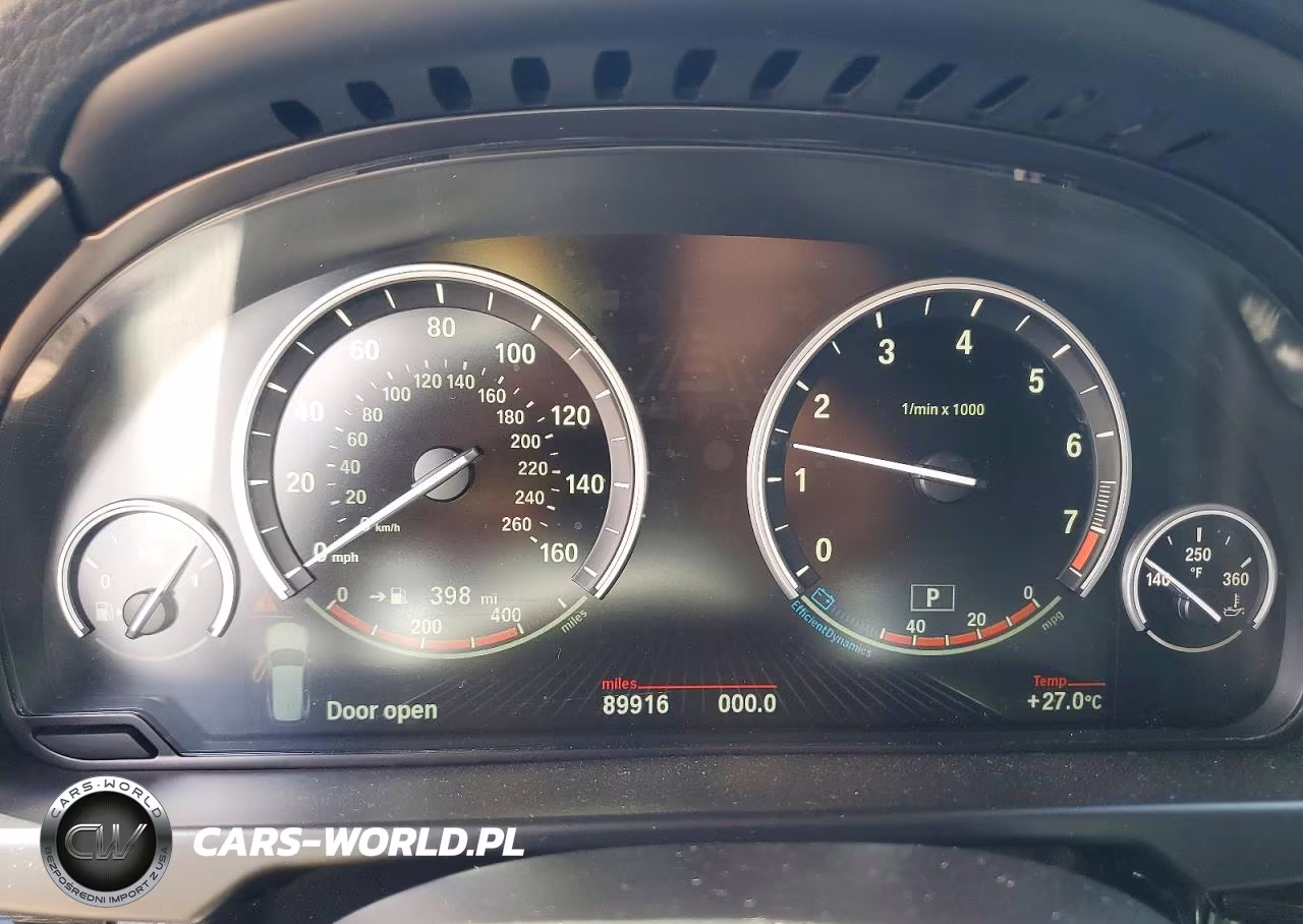 2018 BMW X5 xDrive35I VIN:5UXKR0C55J0Y03425 - 9