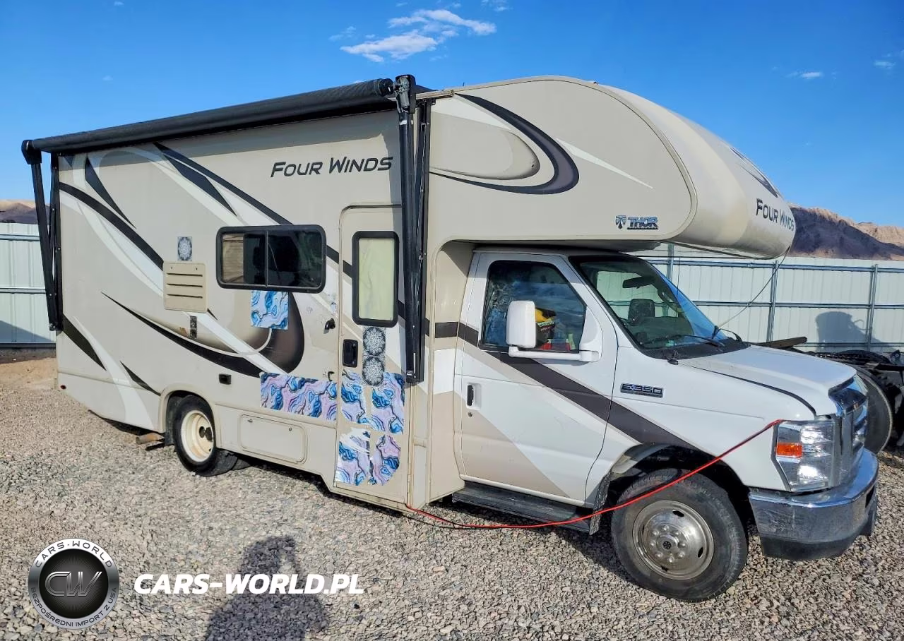 2019 Ford Econoline E350 Super Duty Cutaway Van