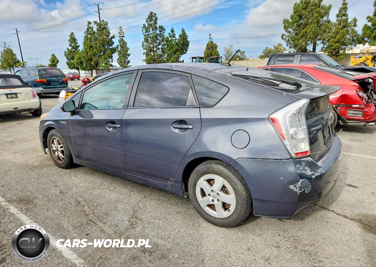 2011 Toyota Prius Three VIN:JTDKN3DU6B0311282 - 2