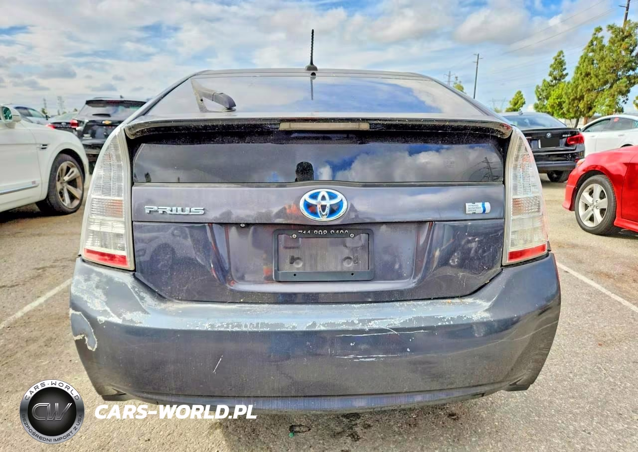 2011 Toyota Prius Three VIN:JTDKN3DU6B0311282 - 6