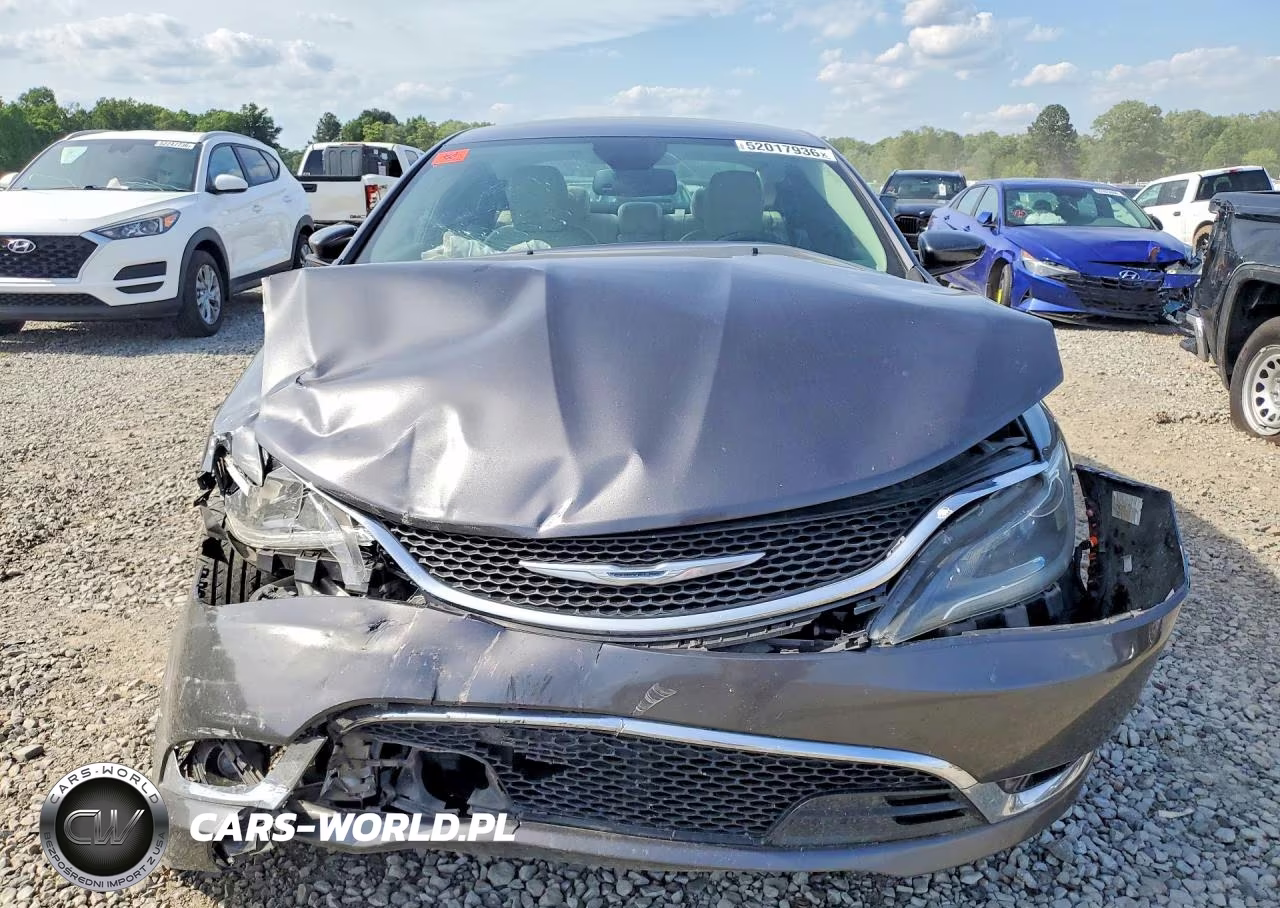 2015 Chrysler 200 C VIN:1C3CCCCG7FN690439 - 5