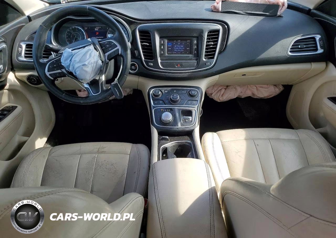 2015 Chrysler 200 C VIN:1C3CCCCG7FN690439 - 8