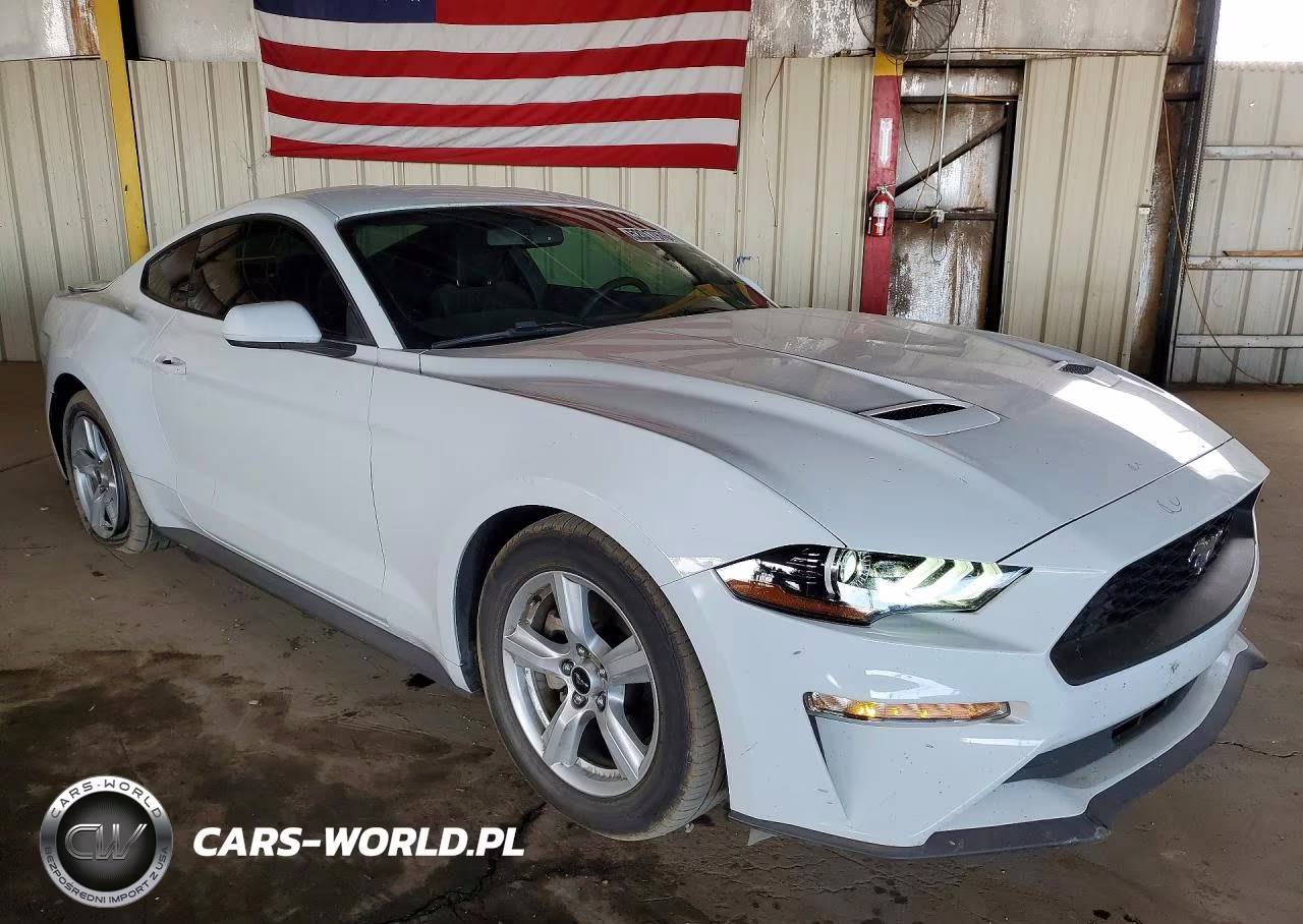 2018 Ford Mustang VIN:1FA6P8TH4J5176646 - 4