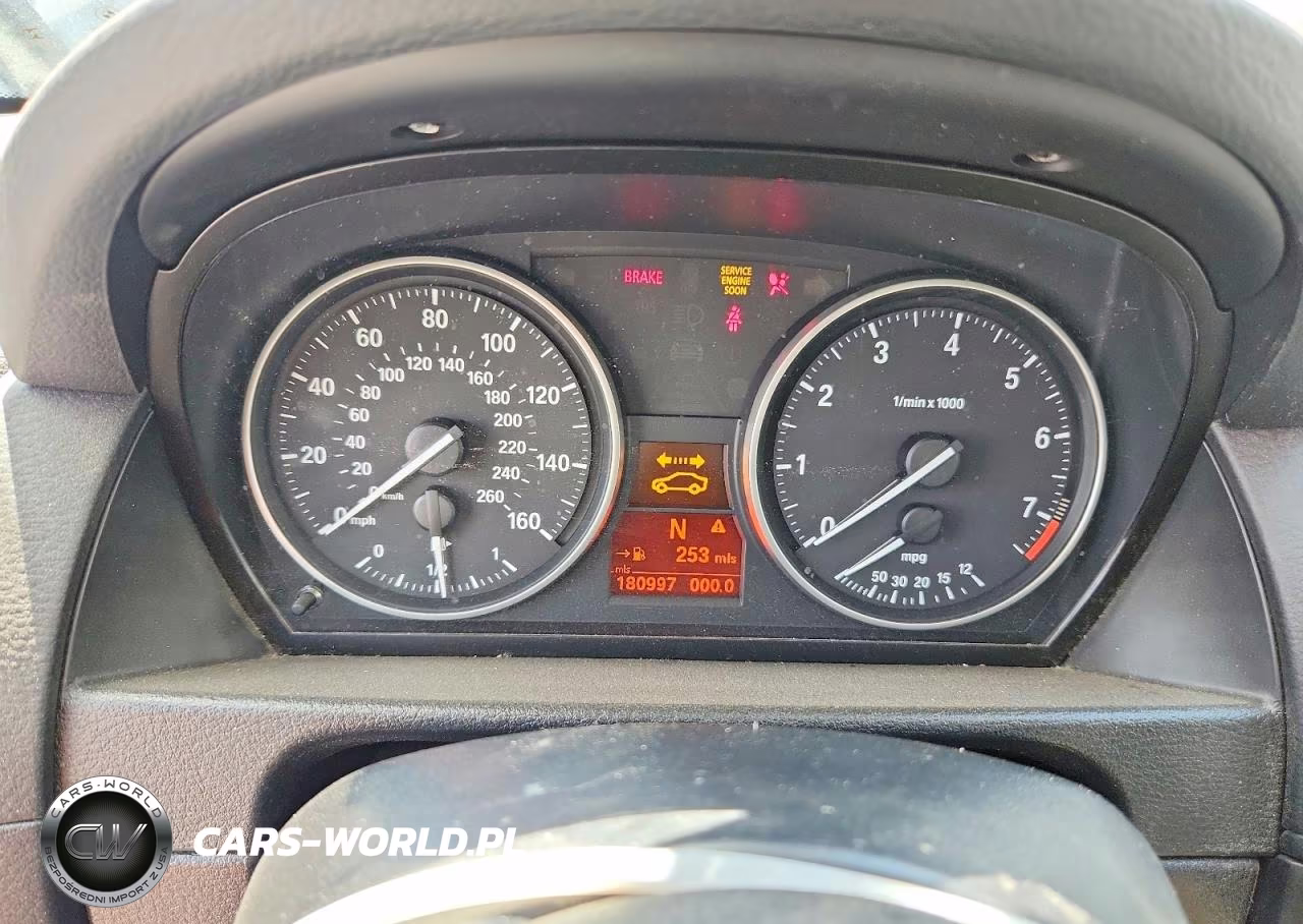 2013 BMW X1 xDrive28I VIN:WBAVL1C57DVR87518 - 9