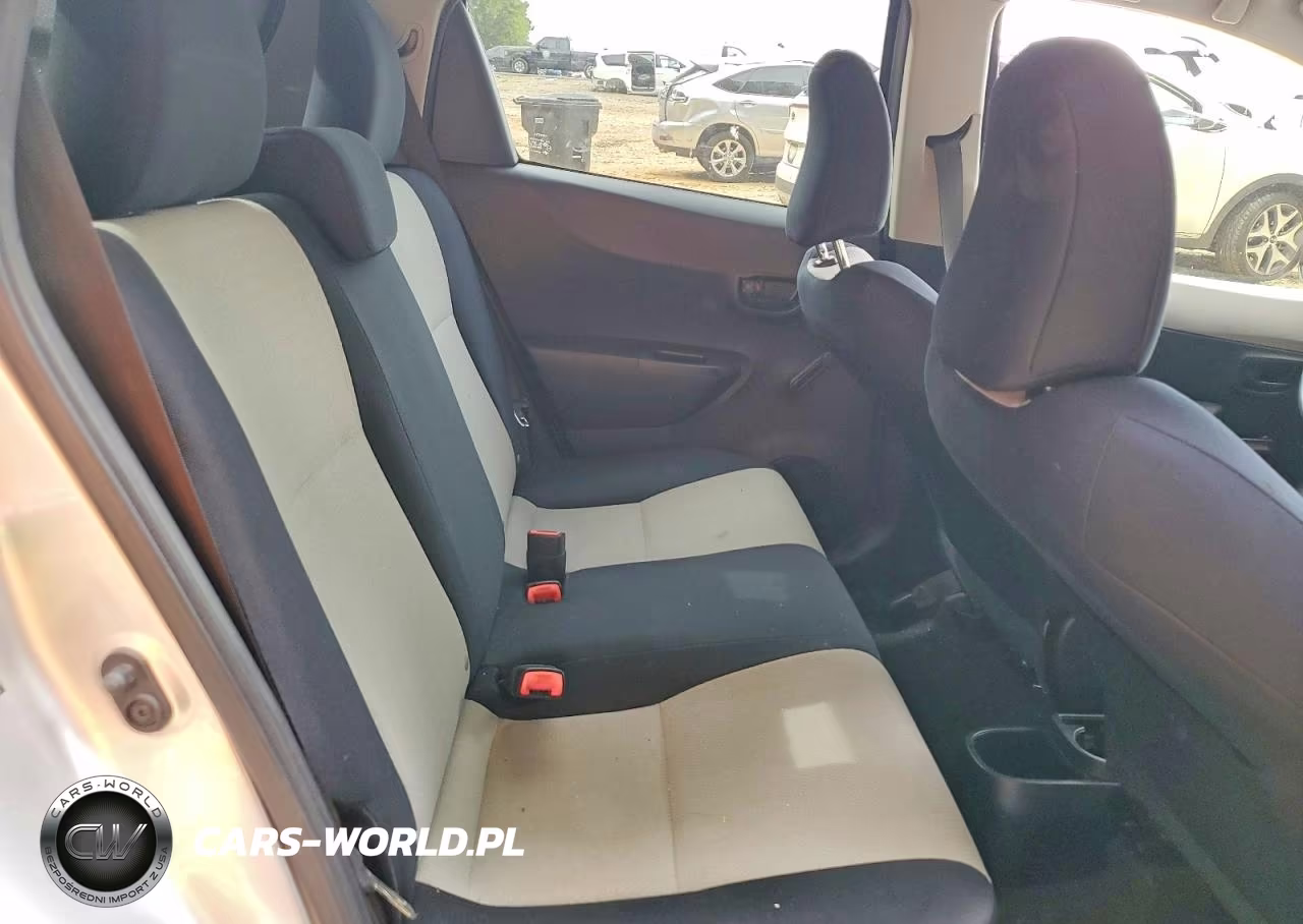 2013 Toyota Yaris 5-Door L VIN:JTDKTUD34DD544625 - 10