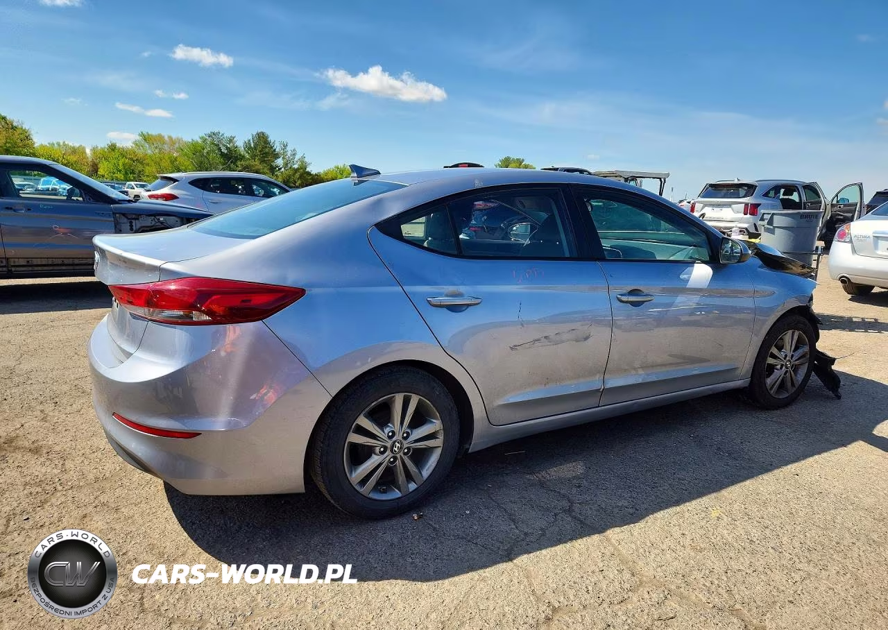 2017 Hyundai Elantra Se VIN:5NPD84LF0HH168799 - 3