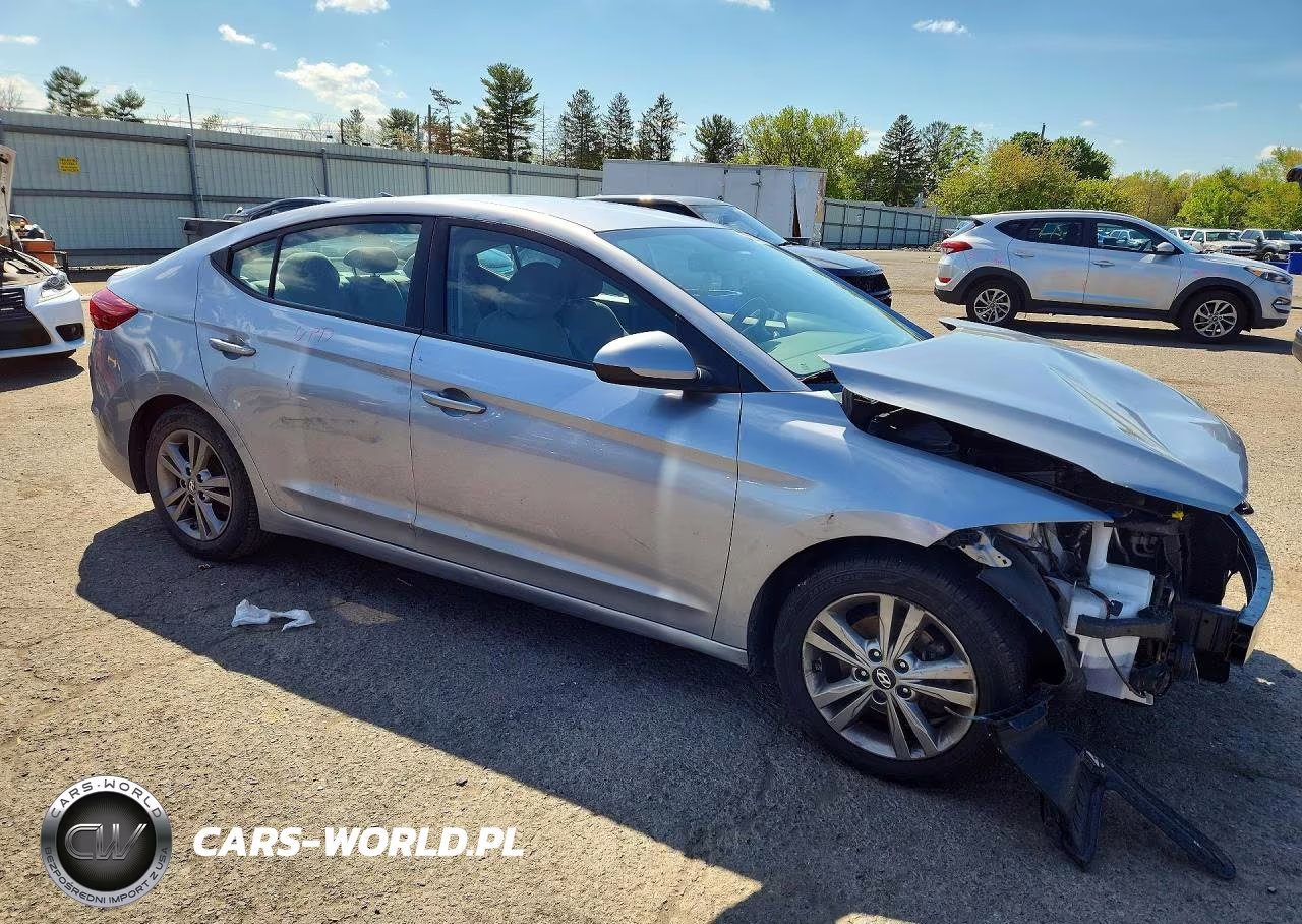 2017 Hyundai Elantra Se VIN:5NPD84LF0HH168799 - 4