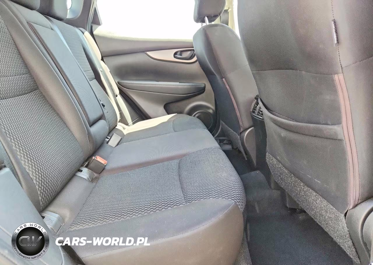 2020 Nissan Rogue Sport S VIN:JN1BJ1CW2LW376750 - 11