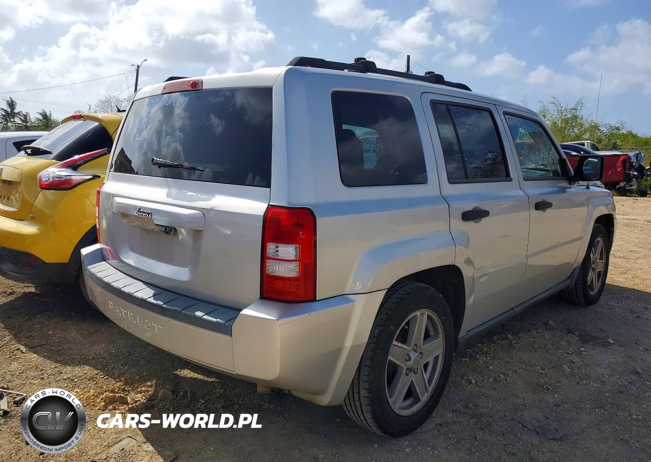2008 Jeep Patriot Sport VIN:1J8FT28W08D701849 - 3