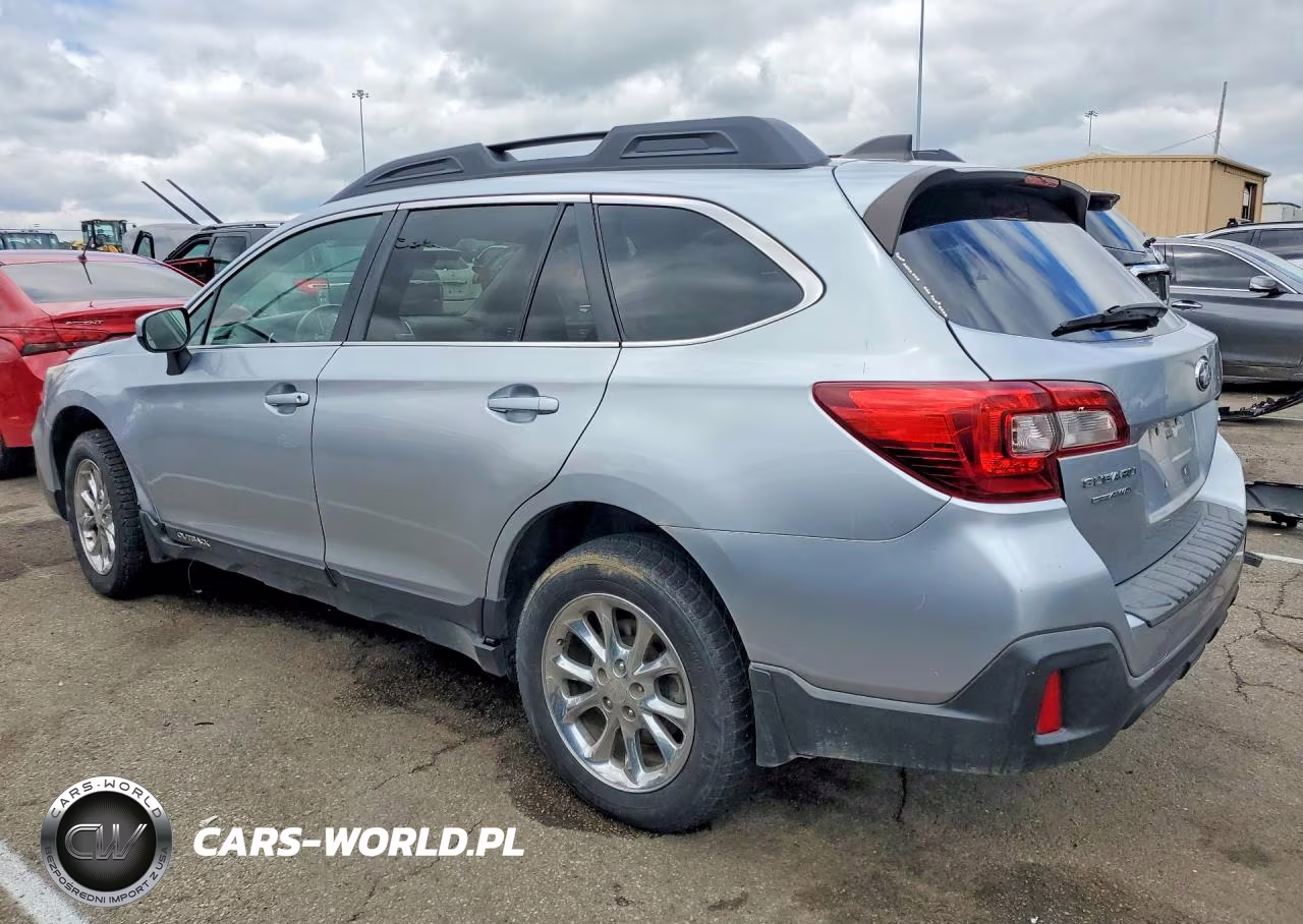 2019 Subaru Outback 2.5I Premium VIN:4S4BSAFC0K3396261 - 2