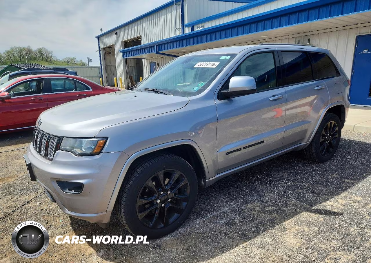 2017 Jeep Grand Cherokee Laredo