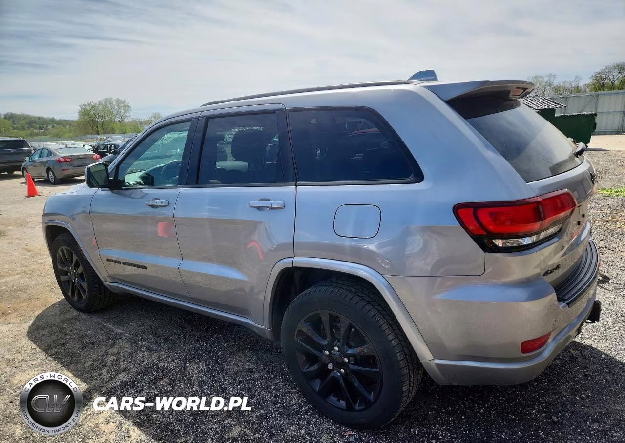 2017 Jeep Grand Cherokee Laredo VIN:1C4RJFAG9HC819358 - 2
