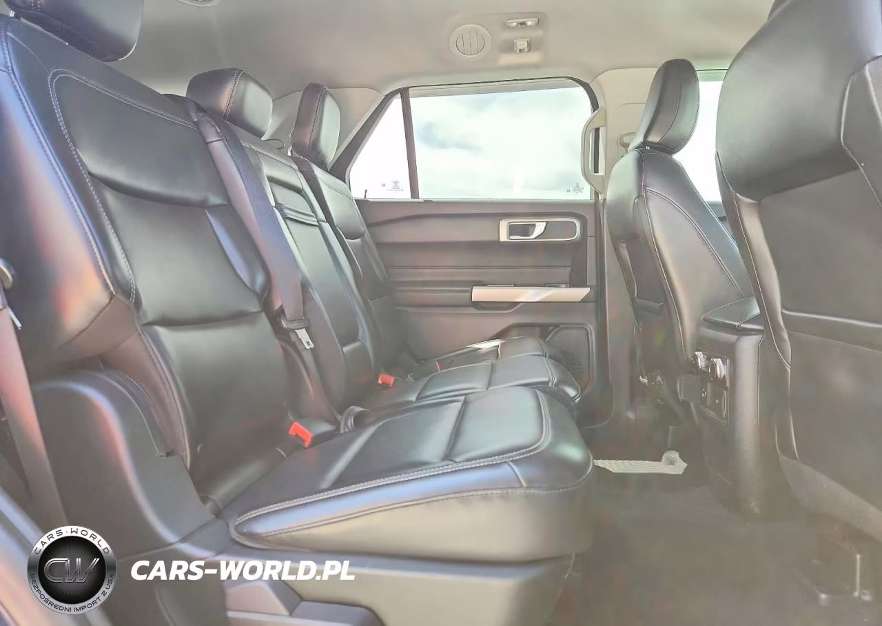 2021 Ford Explorer Xlt VIN:1FMSK7DH2MGA70605 - 11