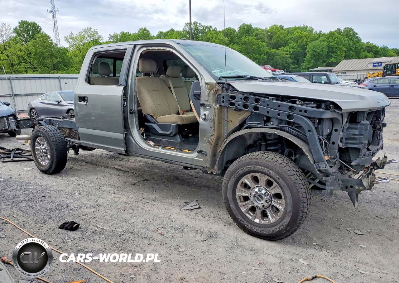 2019 Ford F250 Super Duty VIN:1FT7W2B67KEF26934 - 4