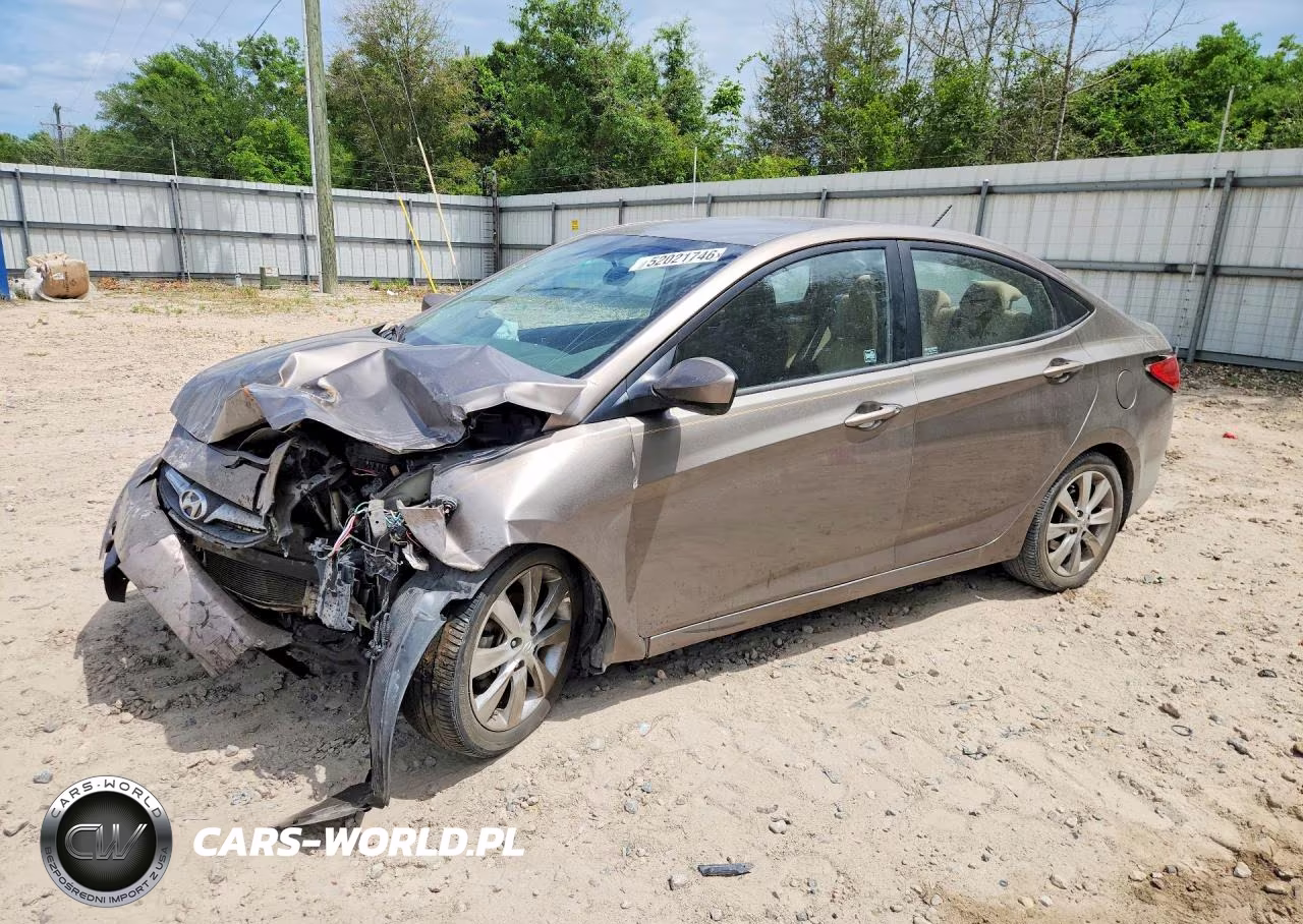 2013 Hyundai Accent Gls – zdjęcie 1 z 13