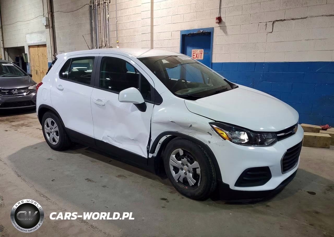 2018 Chevrolet Trax Ls VIN:KL7CJKSB4JB722305 - 4
