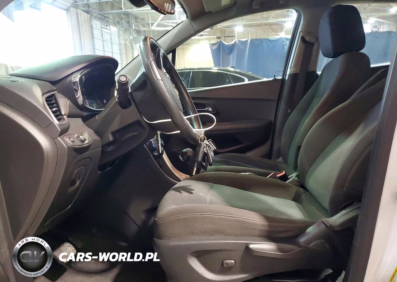 2018 Chevrolet Trax Ls VIN:KL7CJKSB4JB722305 - 7