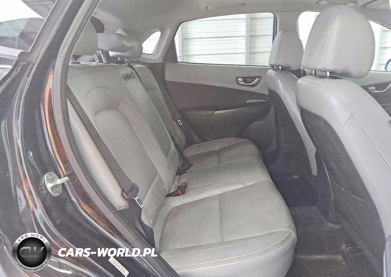2020 Hyundai Kona Ultimate VIN:KM8K5CA58LU529288 - 10