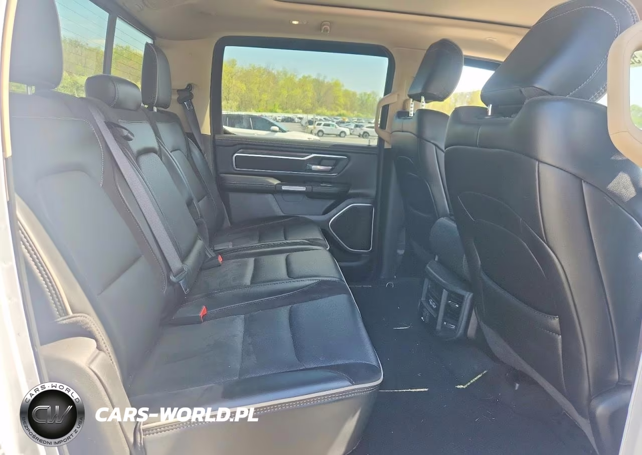 2020 Ram 1500 Laramie VIN:1C6SRFJT6LN353464 - 10
