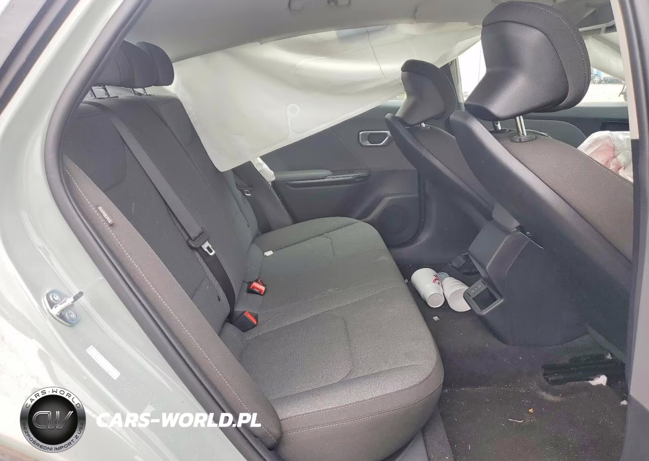 2025 Kia K4 Lxs VIN:3KPFT4DE9SE201078 - 10