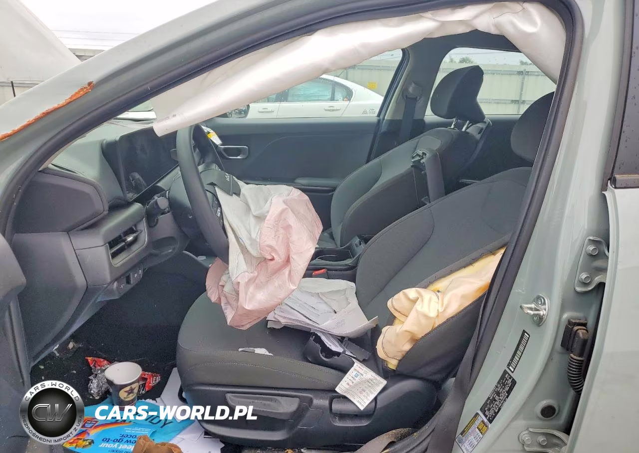 2025 Kia K4 Lxs VIN:3KPFT4DE9SE201078 - 7