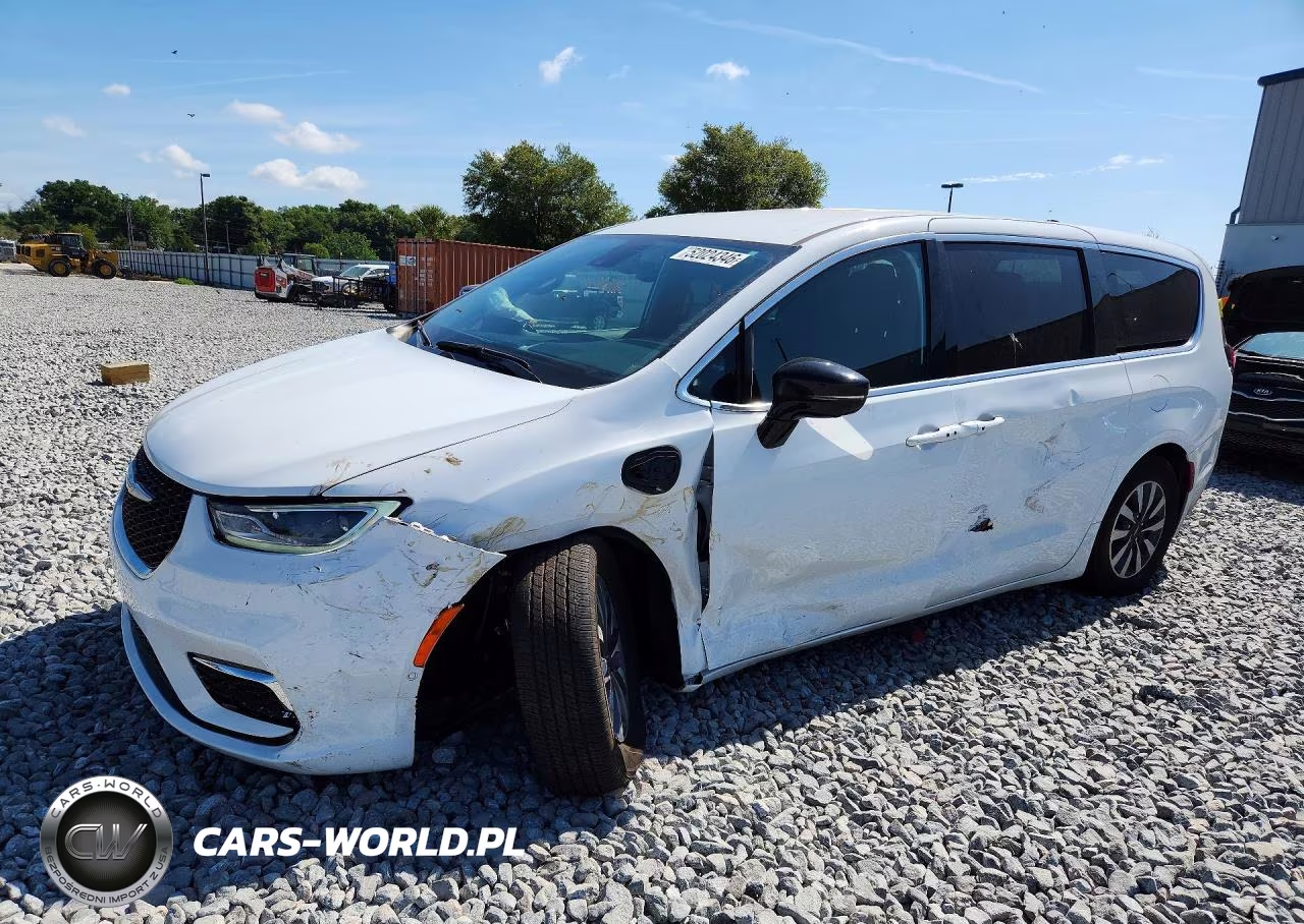 2025 Chrysler Pacifica Hybrid Select