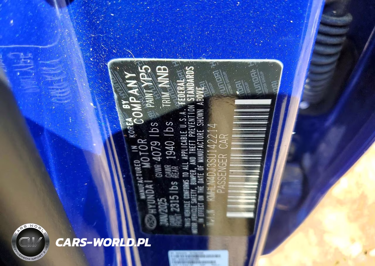 2025 Hyundai Elantra Limited VIN:KMHLN4DJ3SU142214 - 13