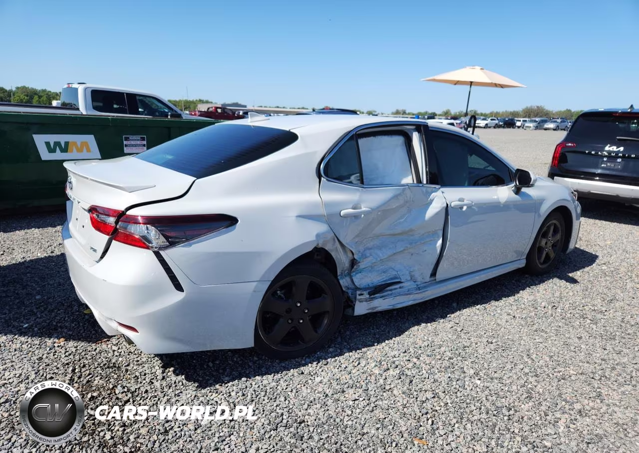2024 Toyota Camry Xse VIN:4T1K61AK4RU219770 - 3