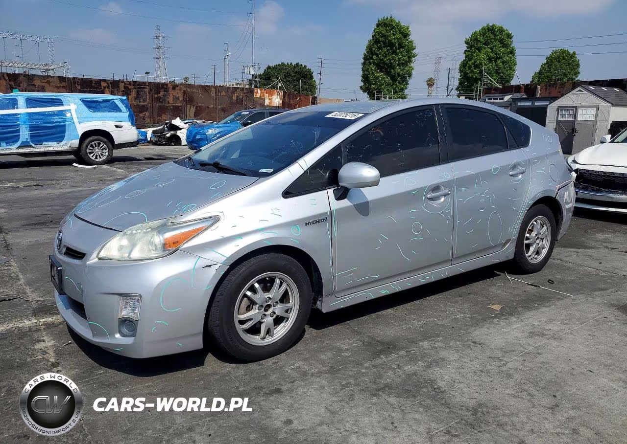 2011 Toyota Prius Two