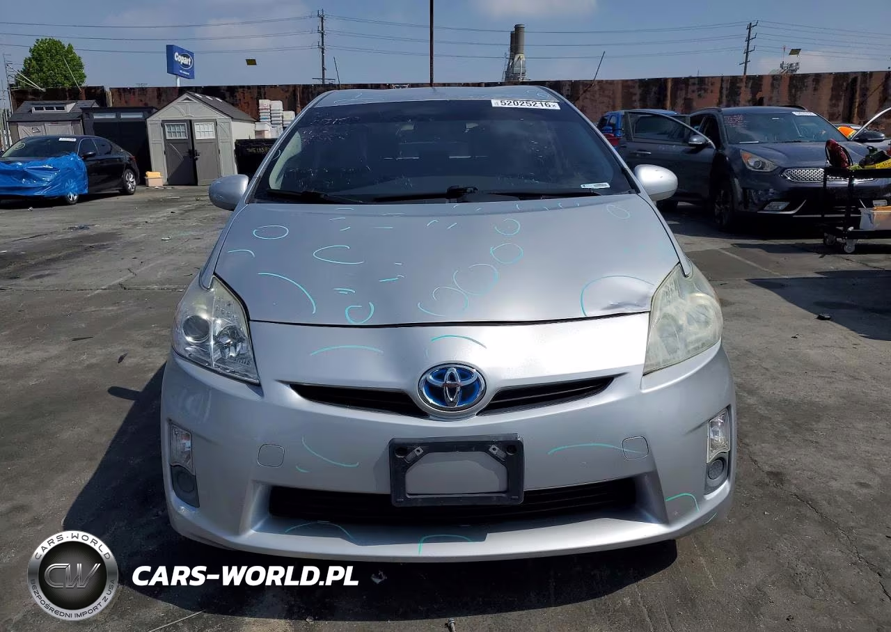 2011 Toyota Prius Two VIN:JTDKN3DU5B0281627 - 5