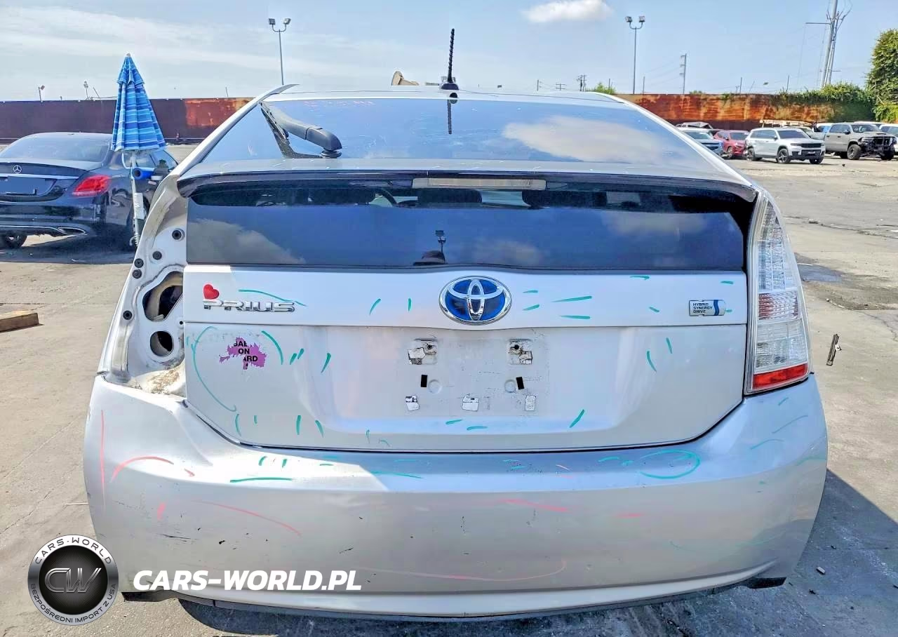 2011 Toyota Prius Two VIN:JTDKN3DU5B0281627 - 6
