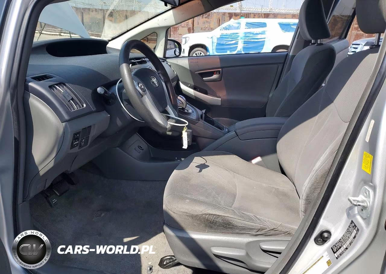 2011 Toyota Prius Two VIN:JTDKN3DU5B0281627 - 7
