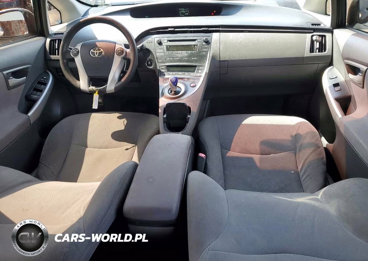 2011 Toyota Prius Two VIN:JTDKN3DU5B0281627 - 8