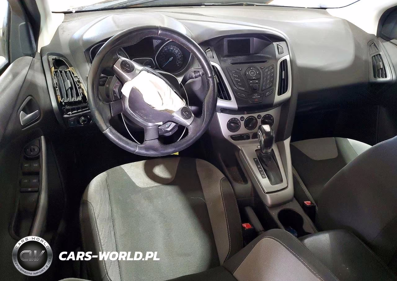 2012 Ford Focus Se VIN:1FAHP3F24CL310475 - 8
