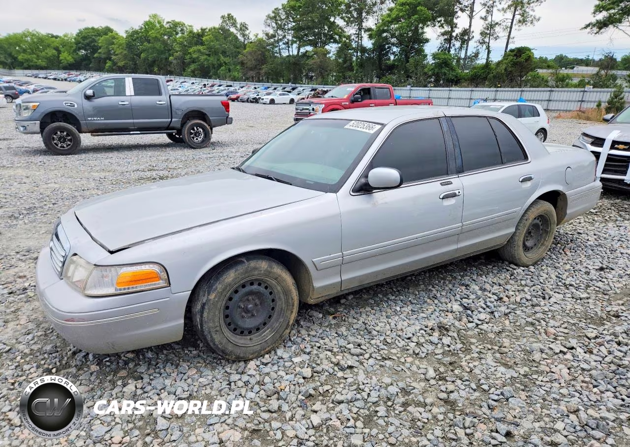 2001 Ford Crown Victoria Country Squire Lx