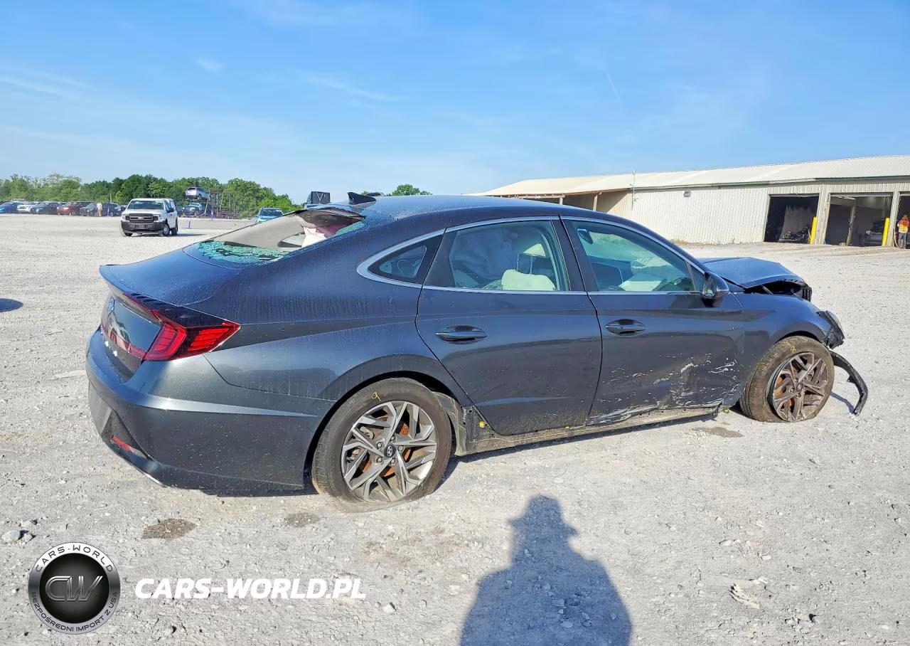 2023 Hyundai Sonata Sel VIN:KMHL64JA7PA258705 - 3