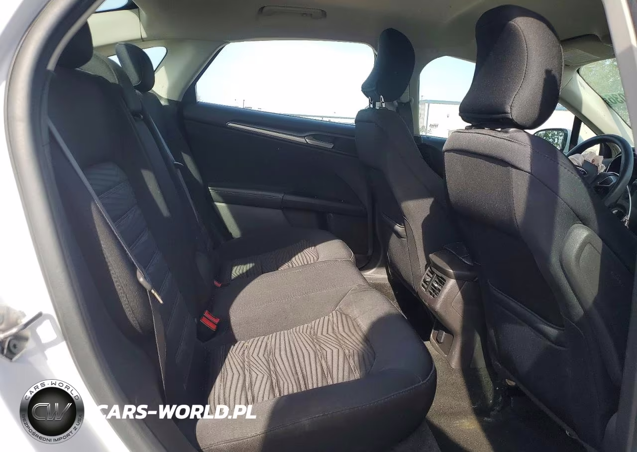2016 Ford Fusion Se VIN:3FA6P0H73GR225990 - 10