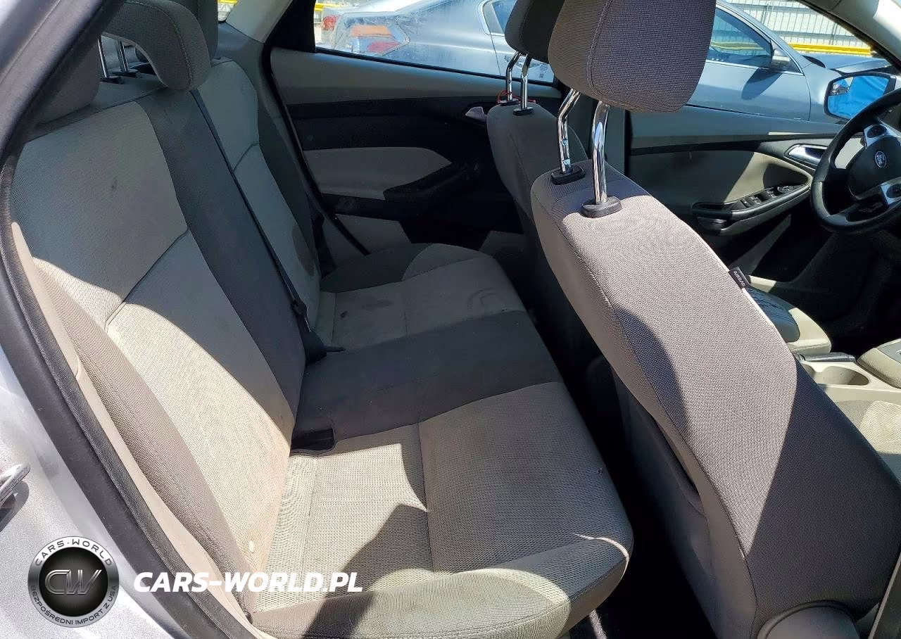 2012 Ford Focus Se VIN:1FAHP3F26CL104669 - 10