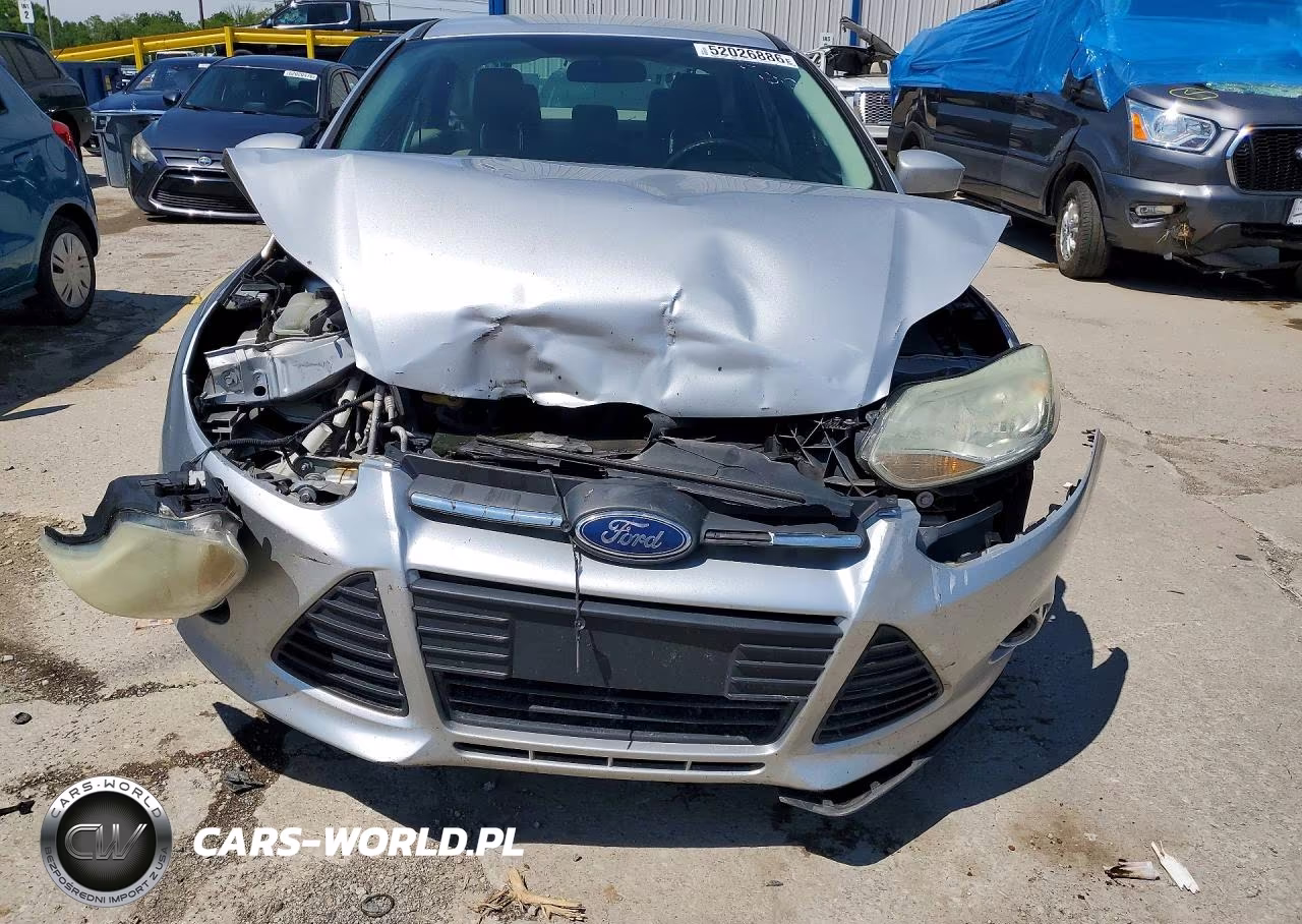 2012 Ford Focus Se VIN:1FAHP3F26CL104669 - 5