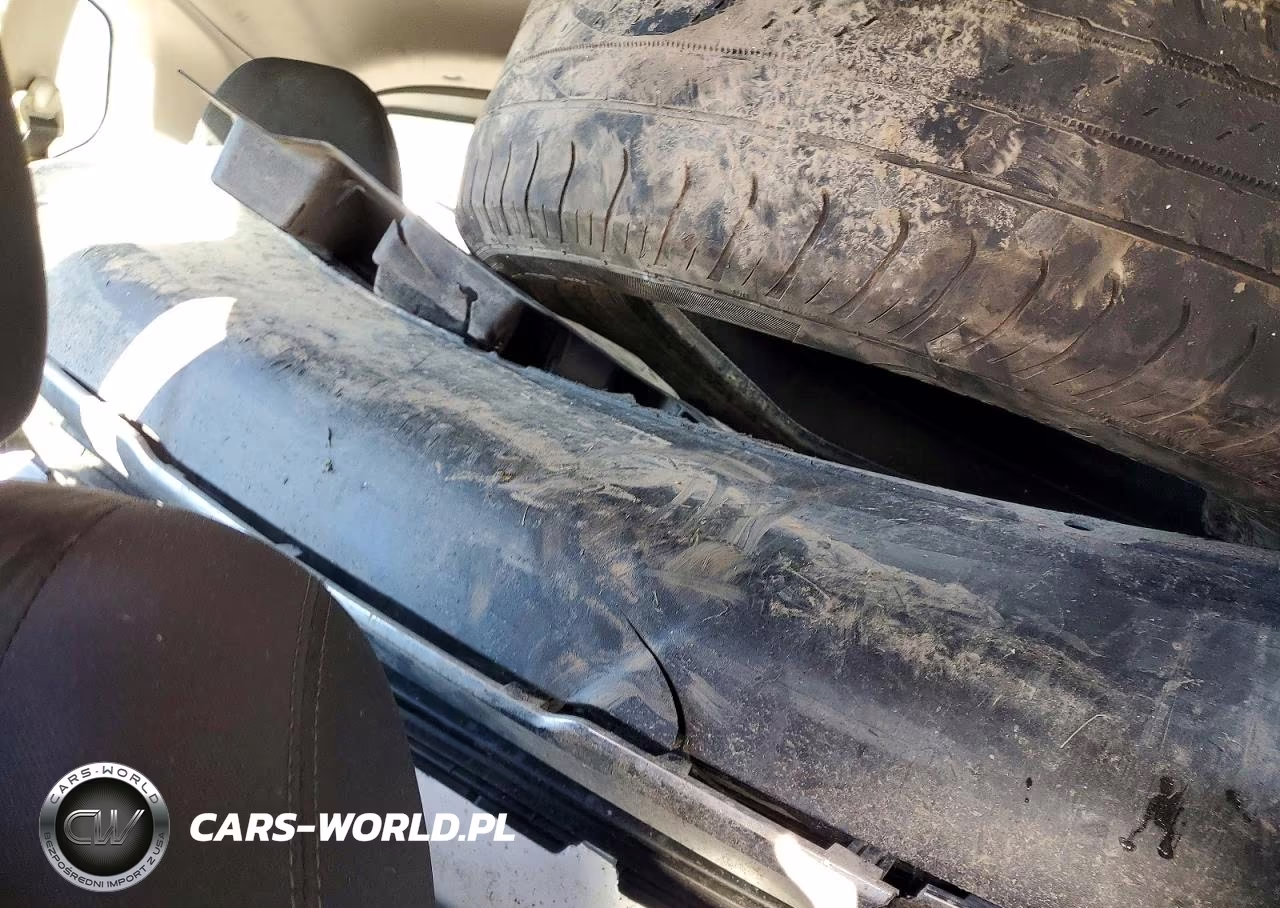 2020 Nissan Rogue S VIN:5N1AT2MV6LC713917 - 10