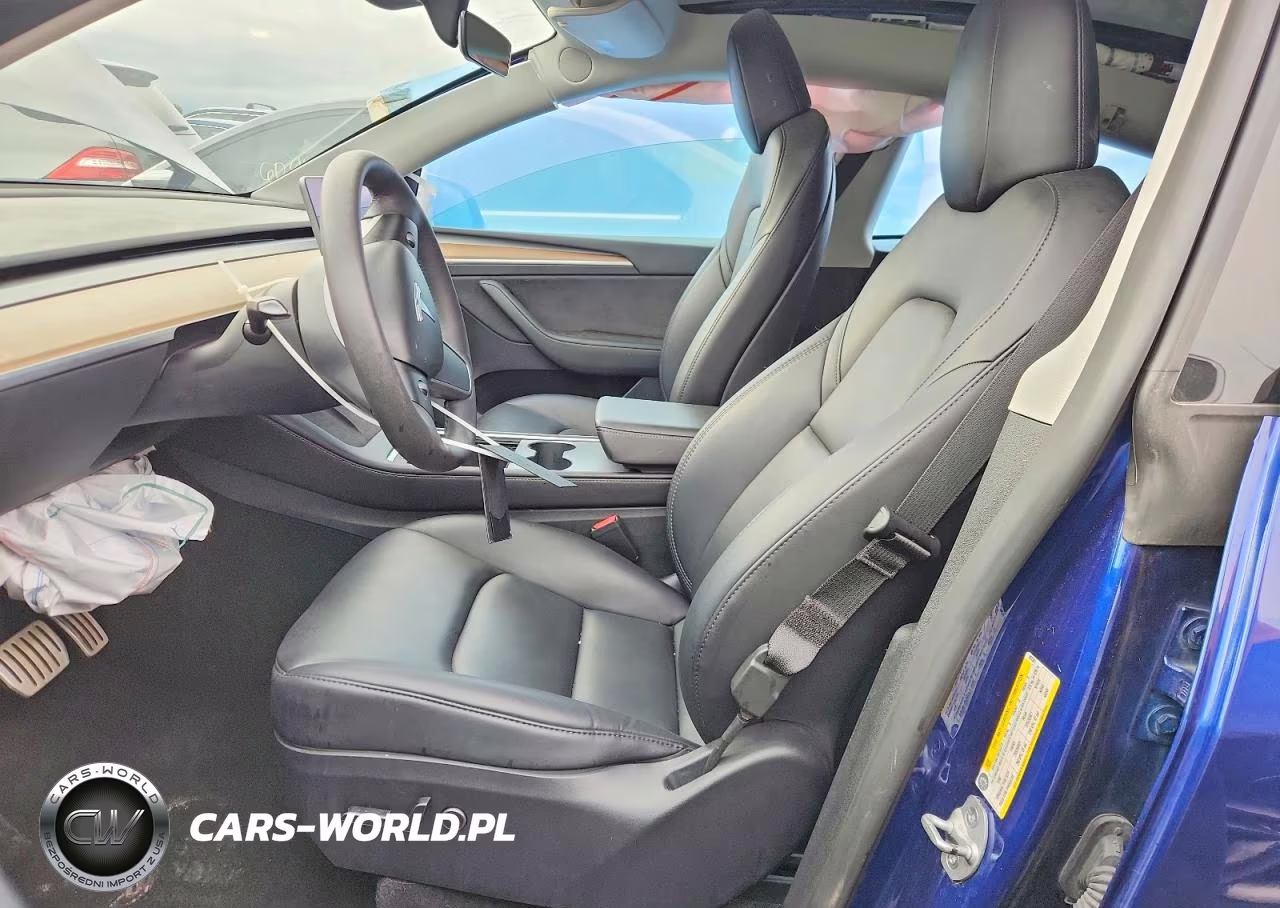 2023 Tesla Model Y VIN:7SAYGDEF5PF827347 - 7