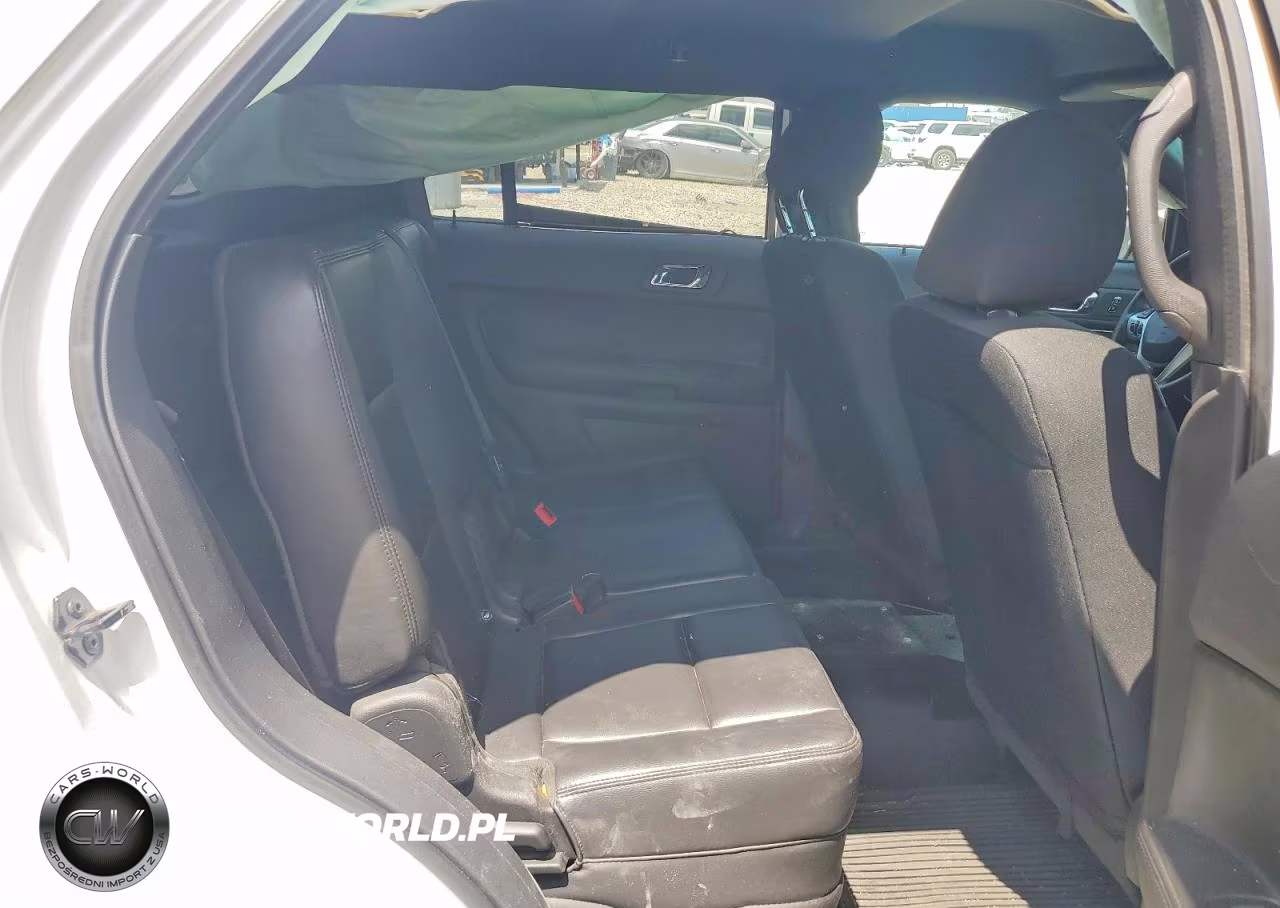 2014 Ford Explorer Police Interceptor VIN:1FM5K8AR5EGA18841 - 10