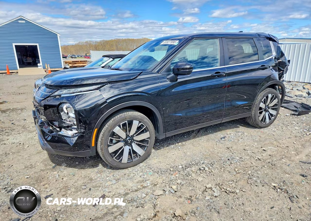 2025 Mitsubishi Outlander Se – zdjęcie 1 z 13