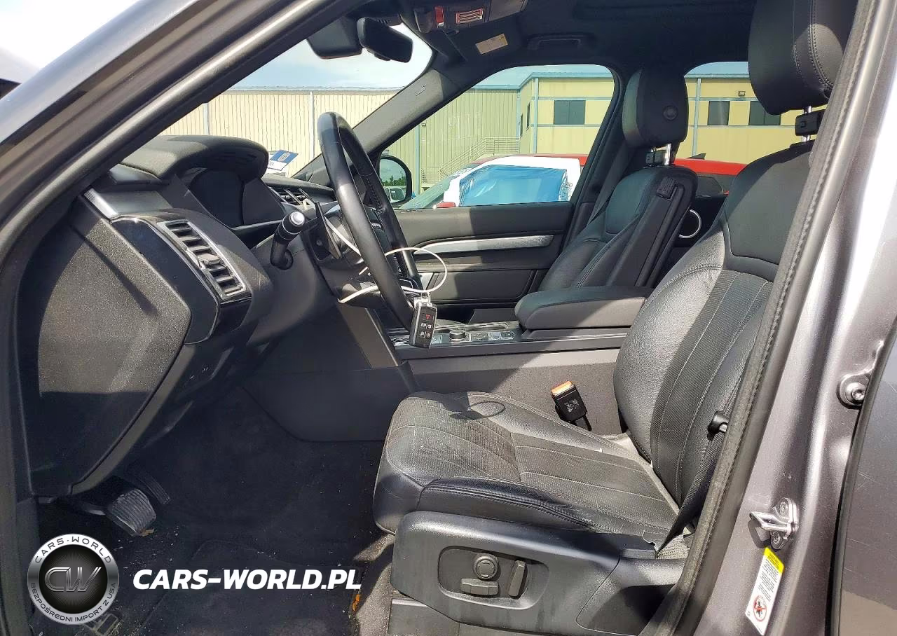 2020 Land Rover Discovery Landmark VIN:SALRU2RV7L2435783 - 7
