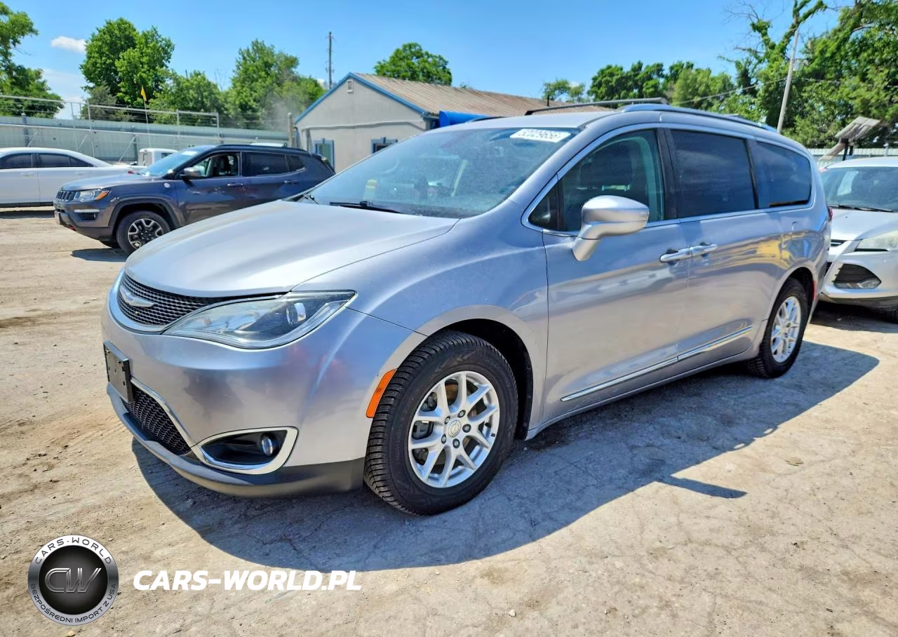 2020 Chrysler Pacifica Touring L – zdjęcie 1 z 13