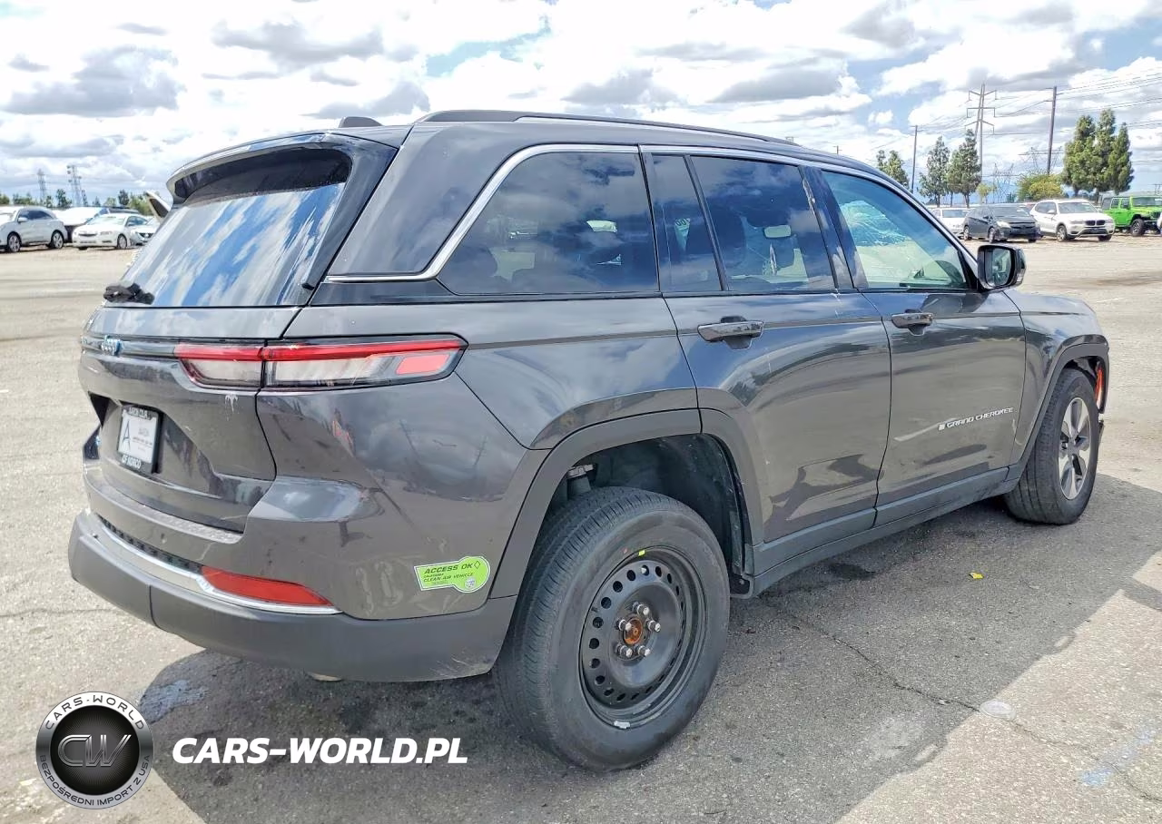 2023 Jeep Grand Cherokee Limited 4Xe VIN:1C4RJYB63PC582222 - 3